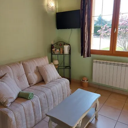 Le Moulin De L'etang بيت ضيافة