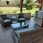 Le Moulin De L'etang 게스트하우스