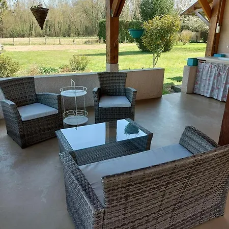 Le Moulin De L'etang Guest house